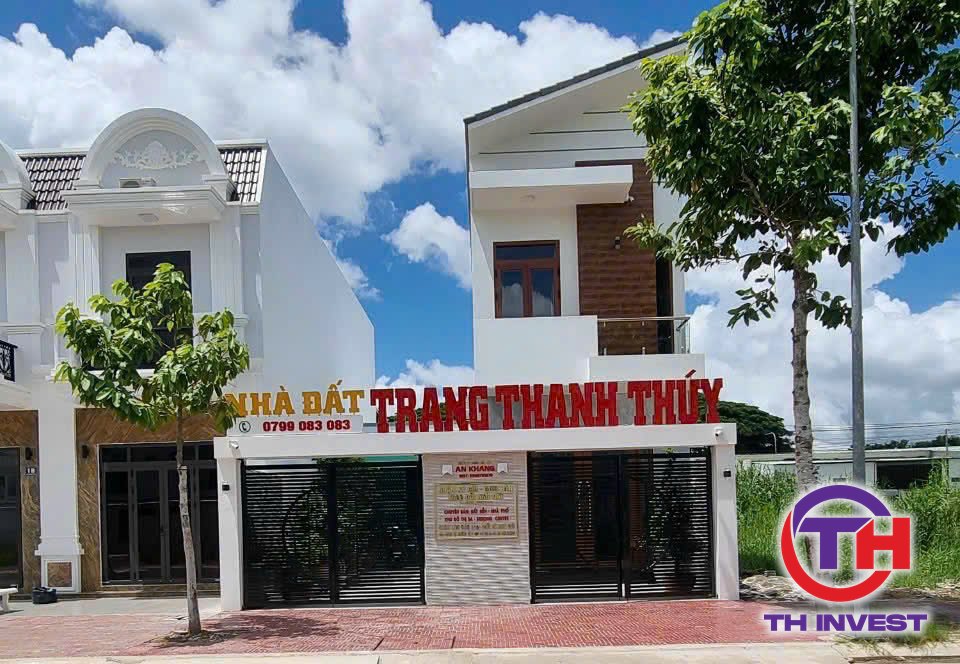 Bán nhà cũ đổi nhà lớn, Trang Thanh Thúy